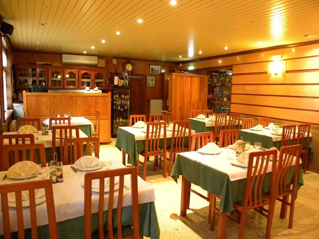 Hotel Restaurante Casa Fernando Ballota Esterno foto