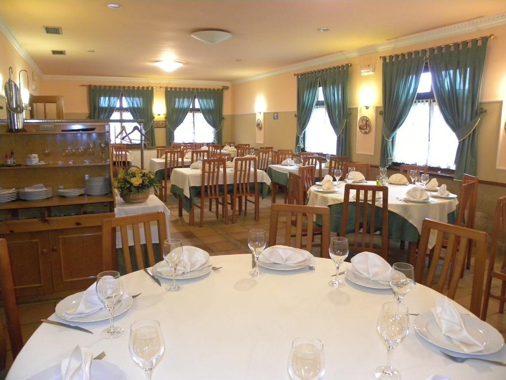 Hotel Restaurante Casa Fernando Ballota Esterno foto